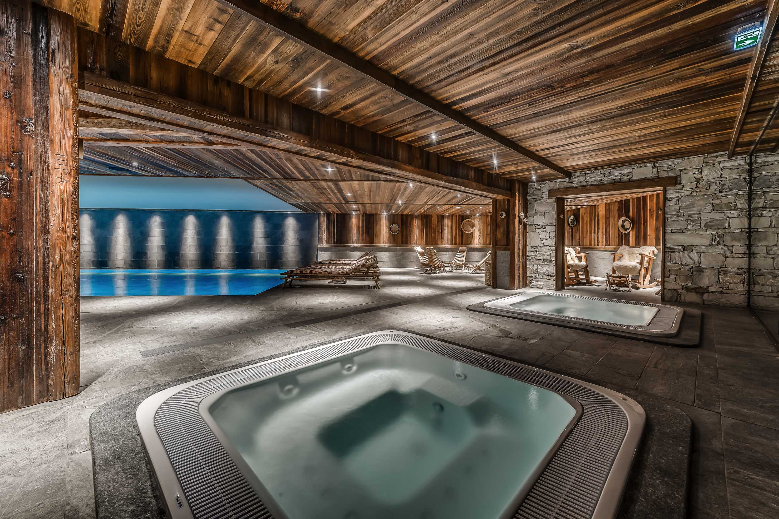 Luxury Self-Catered Apartments in Val d'Isere 